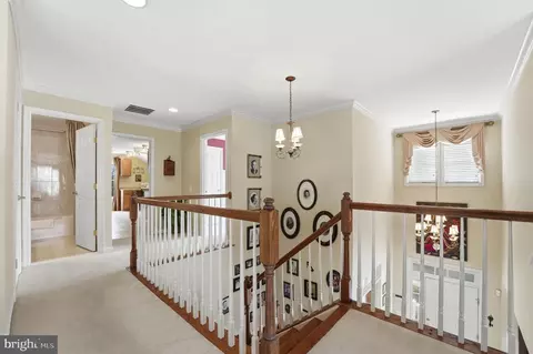 Entry Way - 9709 Seafield Pl, Bristow, VA 20136 photo 7 of 10