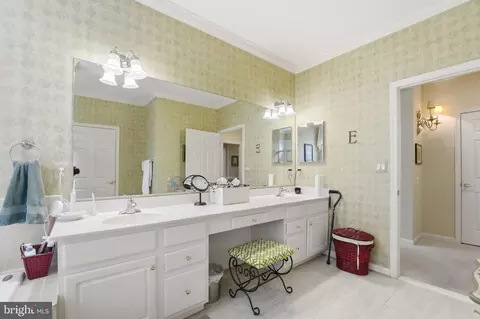 Bath - 9709 Seafield Pl, Bristow, VA 20136 photo 4 of 6