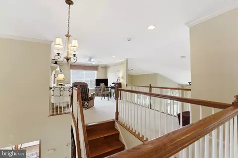 Entry Way - 9709 Seafield Pl, Bristow, VA 20136 photo 6 of 10
