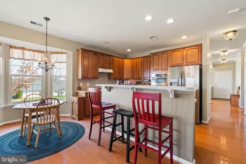 Kitchen - 16441 Sparkling Brook Loop, Dumfries, VA 22025 photo 4 of 4
