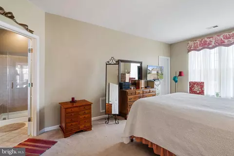 Bedroom - 16441 Sparkling Brook Loop, Dumfries, VA 22025 photo 1 of 5