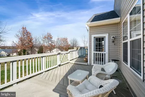 Exterior - 16441 Sparkling Brook Loop, Dumfries, VA 22025 photo 3 of 5