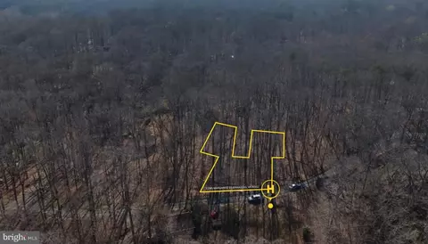 11746 Margarite St, Manassas, VA 20112