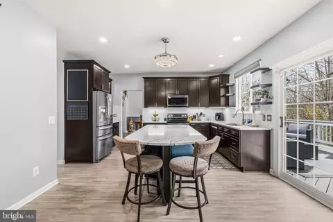 Kitchen - 2932 Nicely Ct, Dumfries, VA 22026 photo 3 of 7