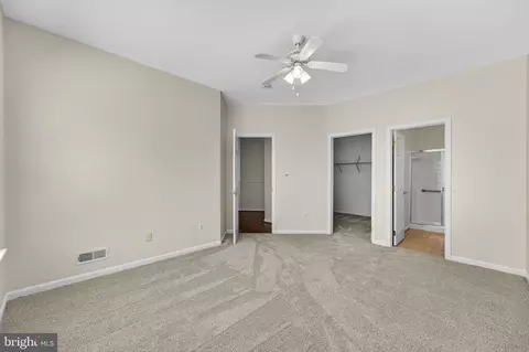 Bedroom - 6922 Walnut Hill Dr, Gainesville, VA 20155 photo 1 of 1