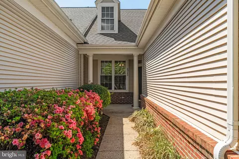 Other - 6922 Walnut Hill Dr, Gainesville, VA 20155 photo 1 of 17
