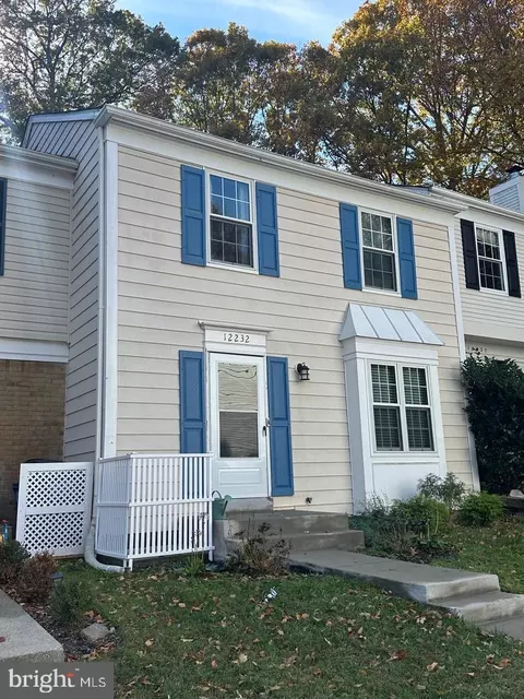 12232 Nutmeg Ct, Woodbridge, VA 22192