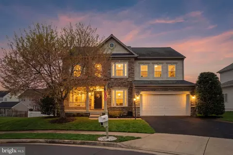 14220 Ladderbacked Dr, Gainesville, VA 20155