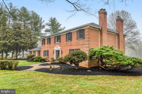 3819 Delashmutt Dr, Haymarket, VA 20169