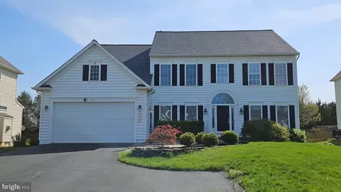 13071 Invergordon St, Bristow, VA 20136