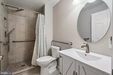 Bath - 8409 Tackhouse Loop, Gainesville, VA 20155 photo 1 of 3