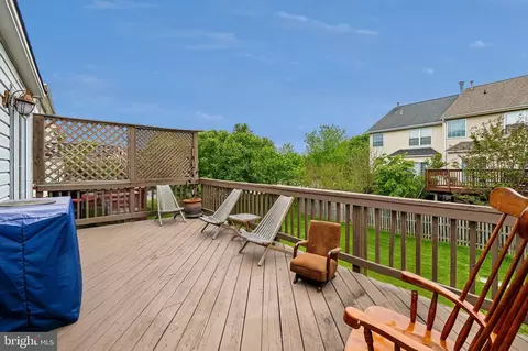 Exterior - 8409 Tackhouse Loop, Gainesville, VA 20155 photo 2 of 4