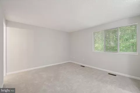 Bedroom - 3601 Wharf Ln, Triangle, VA 22172 photo 1 of 3