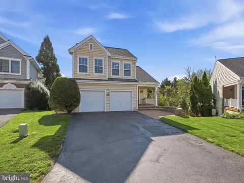 15577 Trisail Ct, Dumfries, VA 22025 photo 2