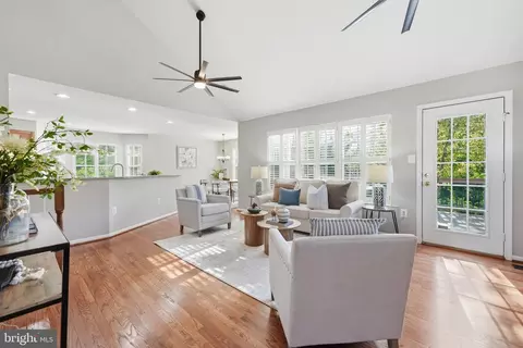15577 Trisail Ct, Dumfries, VA 22025 photo 9
