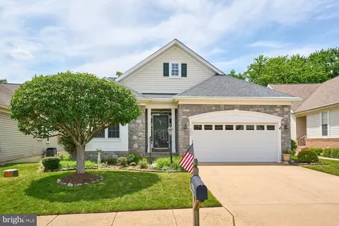 6340 Avington Pl, Gainesville, VA 20155