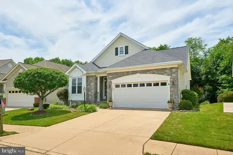 6340 Avington Pl, Gainesville, VA 20155