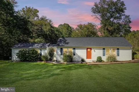 9422 Brentsville Rd, Manassas, VA 20112