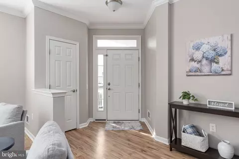 Entry Way - 12966 Dunbarton Dr, Bristow, VA 20136 photo 1 of 7