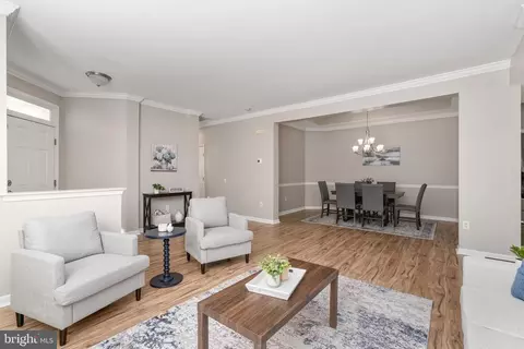 Living - 12966 Dunbarton Dr, Bristow, VA 20136 photo 1 of 10
