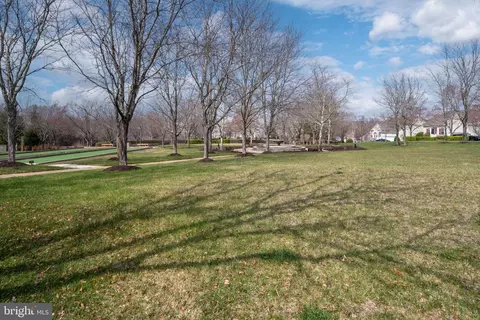 Exterior - 12966 Dunbarton Dr, Bristow, VA 20136 photo 14 of 14
