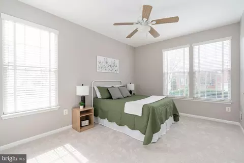Bedroom - 12966 Dunbarton Dr, Bristow, VA 20136 photo 4 of 6