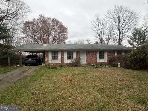 3605 Sanders Ln, Catharpin, VA 20143