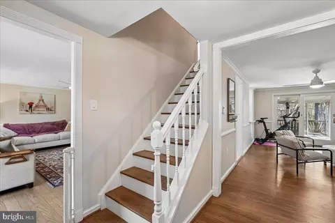 Entry Way - 15803 Edgewood Dr, Dumfries, VA 22025 photo 1 of 3