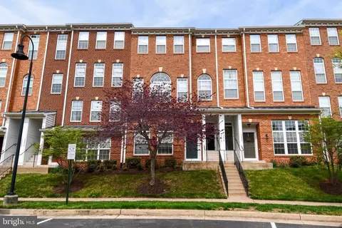 15212 Rosemont Manor Dr, Haymarket, VA 20169