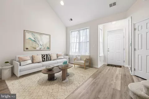 Entry Way - 13703 Currant Loop, Gainesville, VA 20155 photo 1 of 7