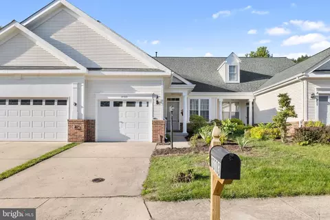Exterior - 13703 Currant Loop, Gainesville, VA 20155 photo 2 of 4