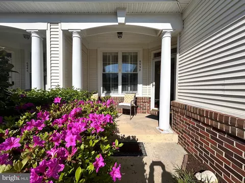 6938 Walnut Hill Dr, Gainesville, VA 20155 photo 3
