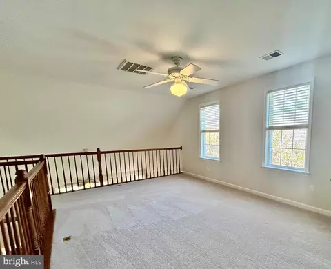 6938 Walnut Hill Dr, Gainesville, VA 20155 photo 23