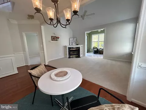 6938 Walnut Hill Dr, Gainesville, VA 20155 photo 17