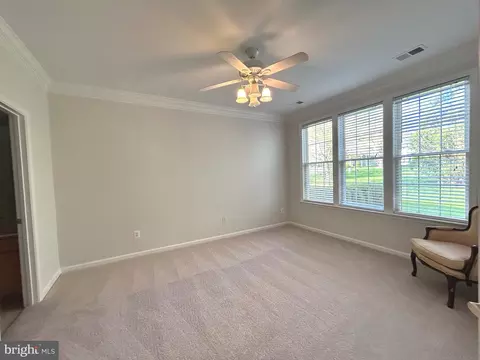 6938 Walnut Hill Dr, Gainesville, VA 20155 photo 20