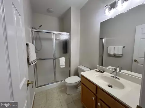 6938 Walnut Hill Dr, Gainesville, VA 20155 photo 18