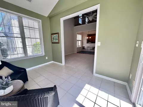 6938 Walnut Hill Dr, Gainesville, VA 20155 photo 14