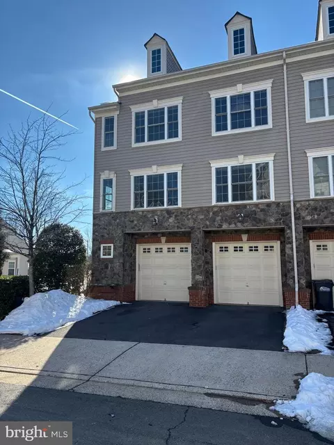 11278 Wortham Crest Cir, Manassas, VA 20109