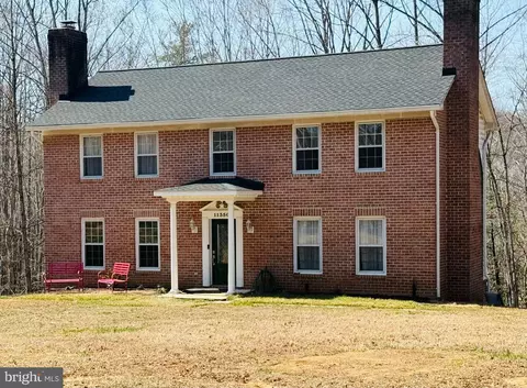 11350 Oakhurst Ln, Woodbridge, VA 22192