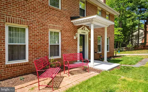 11350 Oakhurst Ln, Woodbridge, VA 22192
