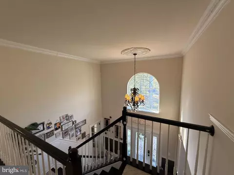 Entry Way - 3209 Shoreview Rd, Triangle, VA 22172 photo 1 of 2