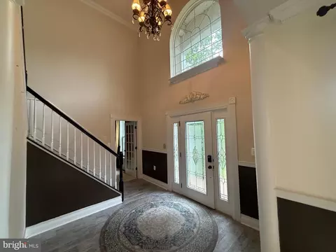 Entry Way - 3209 Shoreview Rd, Triangle, VA 22172 photo 1 of 3