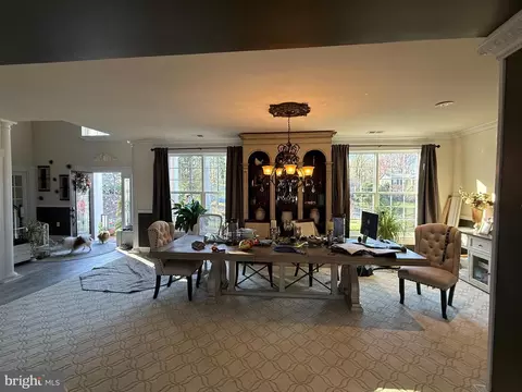 Dining - 3209 Shoreview Rd, Triangle, VA 22172 photo 1 of 1