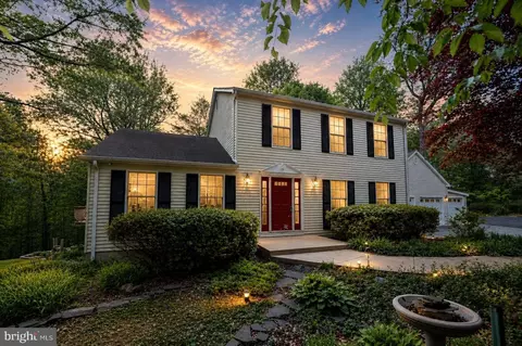 10615 Pineview Rd, Manassas, VA 20111
