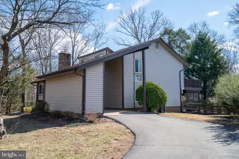 7711 Anderson Ct, Manassas, VA 20109