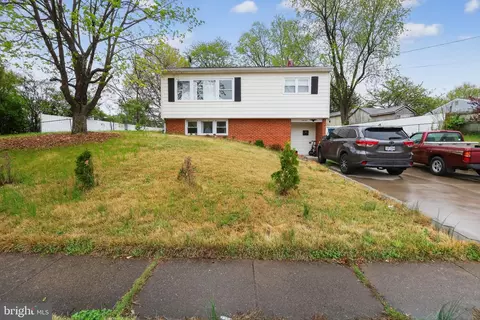 14751 Arizona Ave, Woodbridge, VA 22191