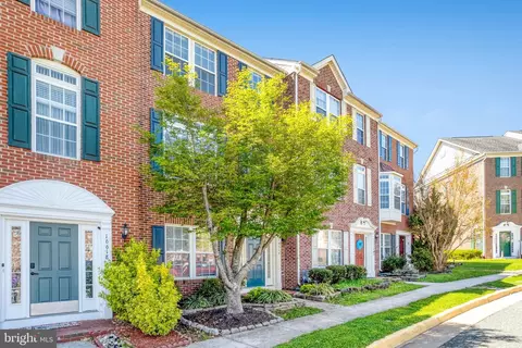 16616 Barge Cir, Woodbridge, VA 22191
