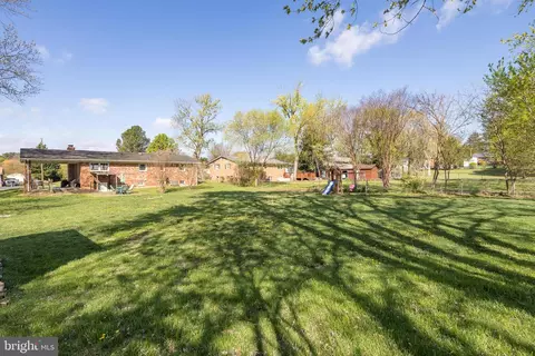 Exterior - 7707 Huron Dr, Gainesville, VA 20155 photo 10 of 12