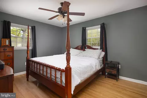 Bedroom - 7707 Huron Dr, Gainesville, VA 20155 photo 2 of 5