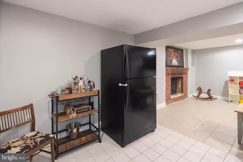 Entry Way - 7707 Huron Dr, Gainesville, VA 20155 photo 4 of 4